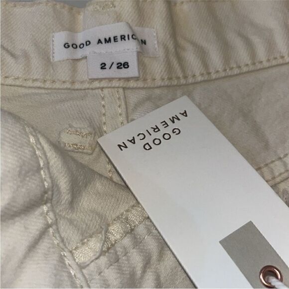 Good American NWT 90s Laser Cutout Short in Bone Size 26 - Picture 16 of 16